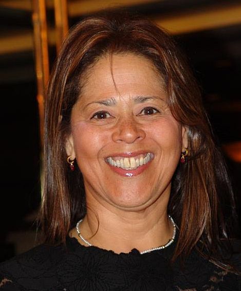 Anna Deavere Smith Net Worth: Assets, Income & $5 Million Fortune